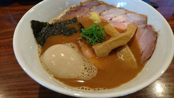 「味たまチャーシューらーめん　＠１１３０円」@RAMEN GOTTSUの写真
