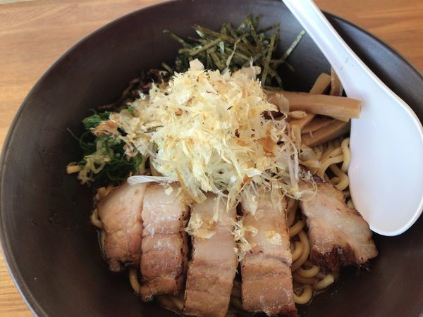 「旨煮干の和風Cafeソバ（麺量少な目150g）830円」@湖麺屋 Reel Cafeの写真