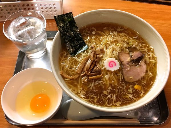 「中華麺＋生玉子」@日吉 大勝軒の写真