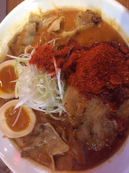 「辛口炙り肉ソバ」@辛口炙り肉ソバ ひるドラ 鶴橋店の写真