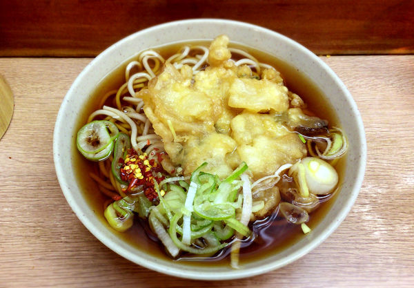 「かきあげそば(350円)」@六文そば 金杉橋店の写真