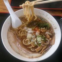 らーめん(小)750円