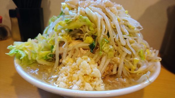 「小ラーメン豚いり 全増し」@豚星。の写真