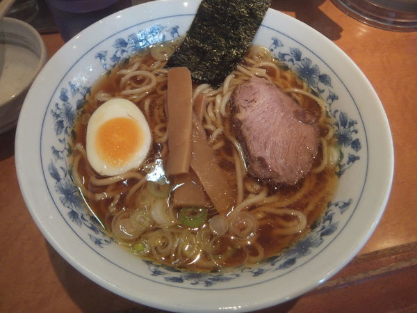 「中華そば740円＆チャーシューのせライス140円(ランパス割」@東池袋大勝軒いちぶんの写真