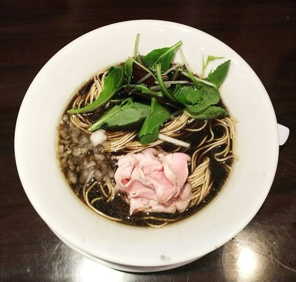 「ジンジャーブラック900円＆和え玉200円」@鶏そば遊喜の写真