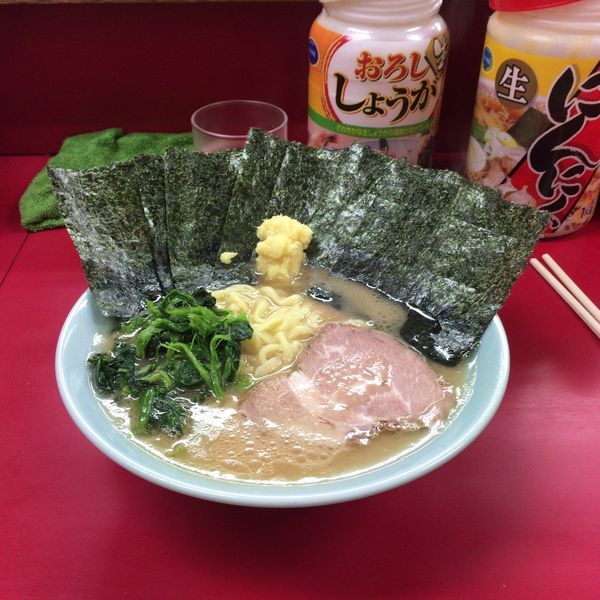 「ラーメン 海苔」@横浜家系ラーメン 末広家の写真