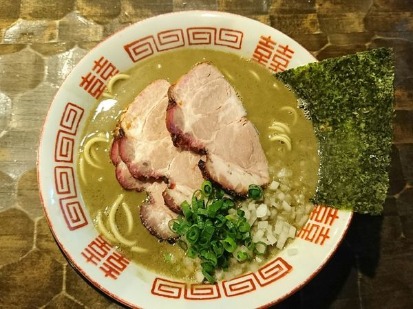 「【限定】濃厚煮干そば」@特級鶏蕎麦 龍介の写真