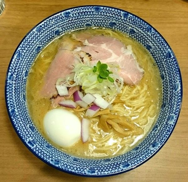 「特選鴨だし白湯ラーメン」@麺屋福丸の写真