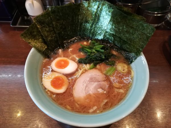 「4/6中盛金八ラーメン固め940円」@金八家の写真