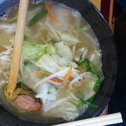 Ｄセット(タンメン、半チャーハン)、餃子三個