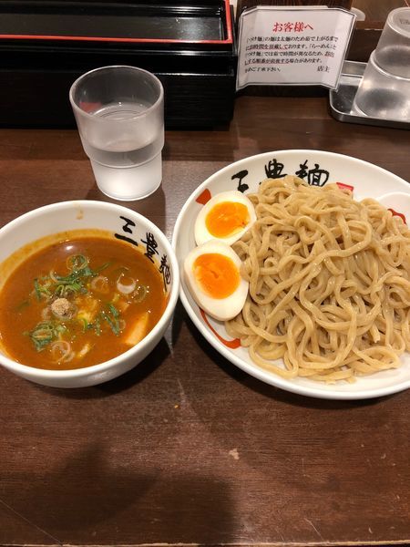 「辛濃厚魚介つけ麺味玉乗せ」@三豊麺 南方店の写真