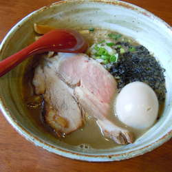 濃厚煮干しそば∔煮玉子トッピング