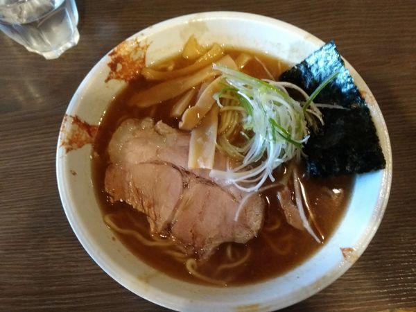 「ラーメン　中盛」@荻窪らーめん 栄龍軒の写真