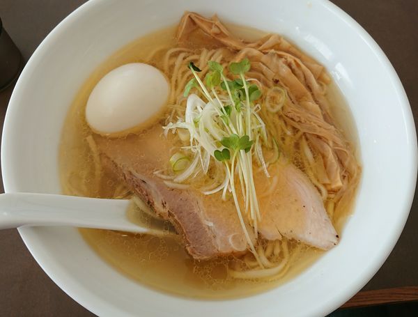 「味玉鶏塩拉麺」@麺屋 心羽の写真
