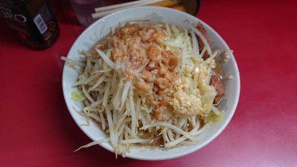 「小豚　トッピング全部」@ラーメン二郎 環七一之江店の写真