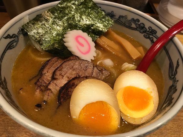 「特性六三六らーめん（¥910）」@麺や 六三六 名駅店の写真