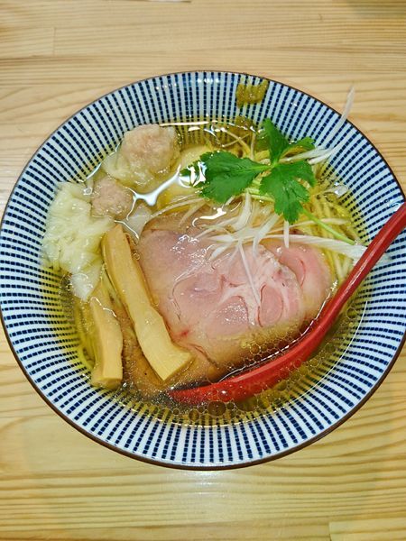 「(松)特級中華そば(白醤油)」@自家製麺 くろ松の写真