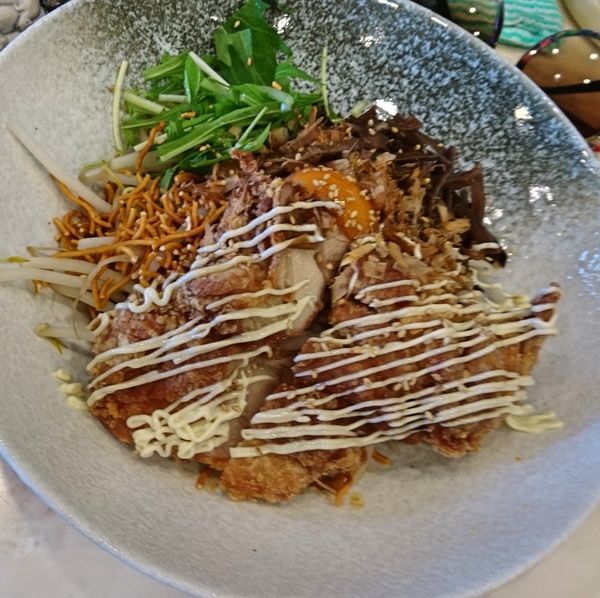 「辛汁なし煮込みそば750　セットスープ50」@らぁめん雅知の写真