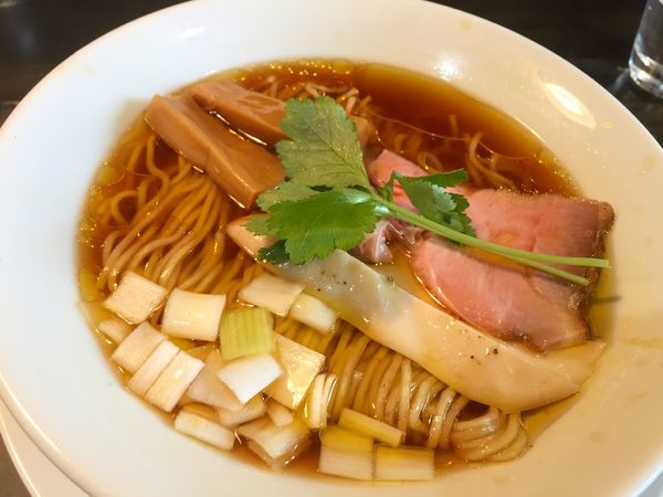 「味玉醤油らぁ麺」@KaneKitchen Noodlesの写真