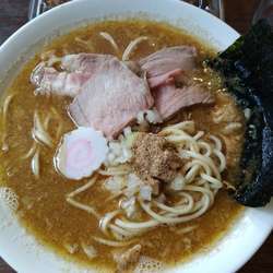 鶏煮干ラーメン