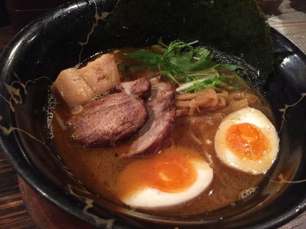 「正油そば」@秋刀魚中華そば 生粋の写真