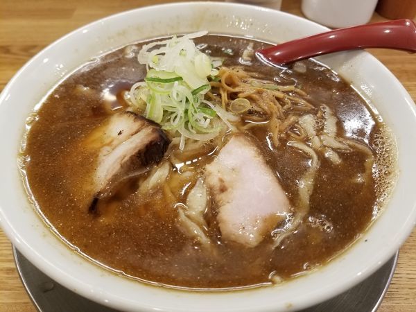 「喜多方らーめん煮干」@麺や 七彩 八丁堀店の写真