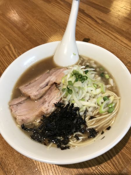 「濃厚煮干そば」@中村屋総本山の写真
