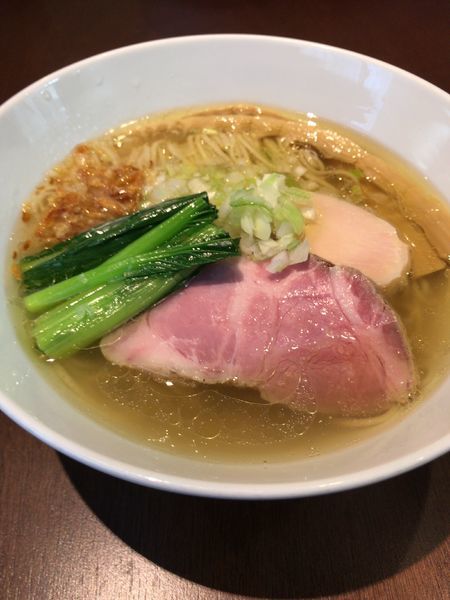 「塩らぁ麺」@らぁ麺 すぎ本の写真