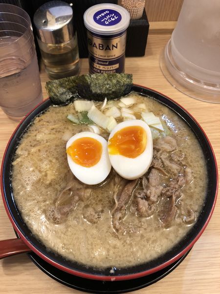 「スタミナ中華ソバ (味玉入り)」@スタミナ中華ソバ とみ坂の写真