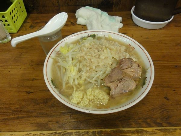 「ラーメン　700円　ニンニク　アブラ」@ラーメン二郎 品川店の写真