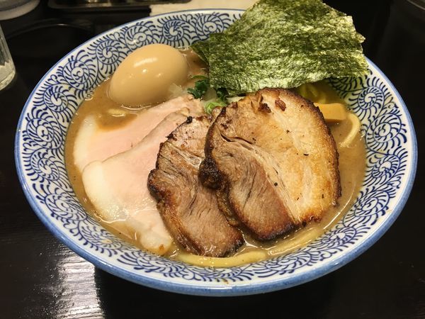 「特製濃厚らー麺」@つけ麺 凌駕の写真