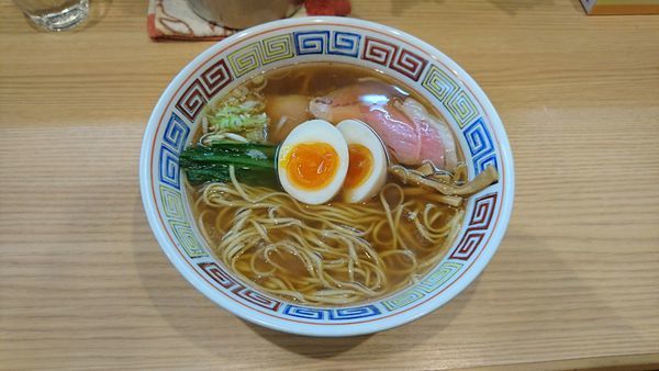 「味玉中華そば800」@ほっこり中華そば もつけの写真