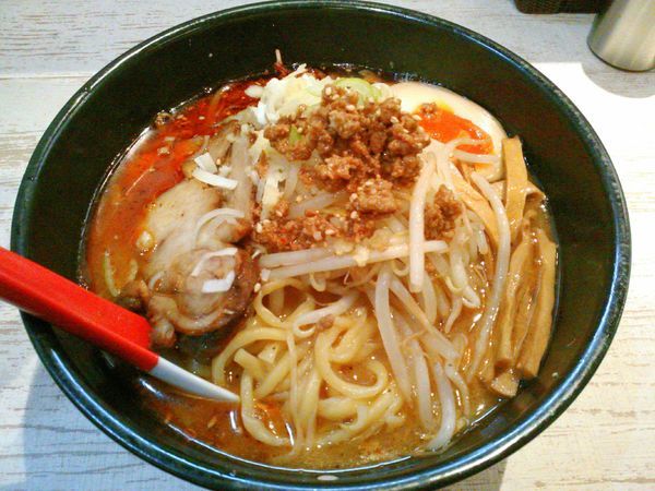 「麻辣味噌ラーメン  ￥880・もやし￥100」@麺屋 誉の写真