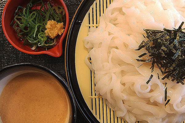 「胡麻だれざるめん(大盛)」@なか卯 せんげん台店の写真