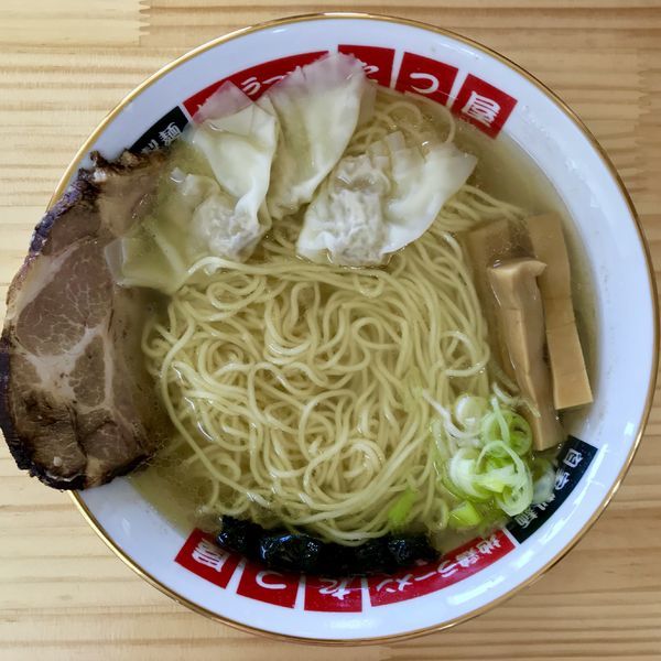 「塩ラーメン ¥650円（ワンタンTP＋100円）」@地鶏ラーメン たつ屋の写真