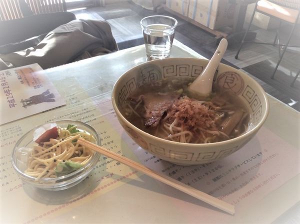 「かつお塩らーめん」@麺番館の写真