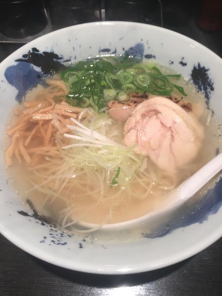 「鶏そば」@自家製麺 鶏そば 三歩一の写真
