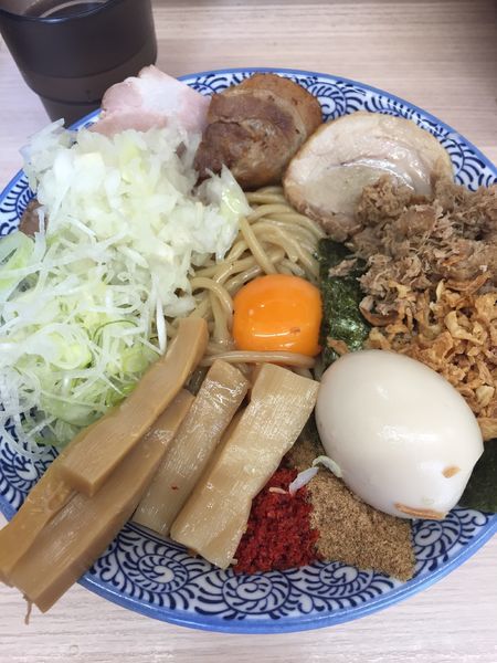 「狼煙まぜそば大盛 特製」@狼煙 大宮店の写真