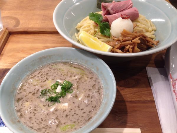 「伊吹煮干のつけ麺」@箸とレンゲの写真