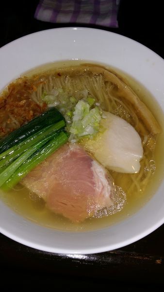 「塩らぁ麺」@らぁ麺 すぎ本の写真