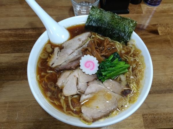 「しょうゆラーメン　大盛　850円」@オランダ軒の写真