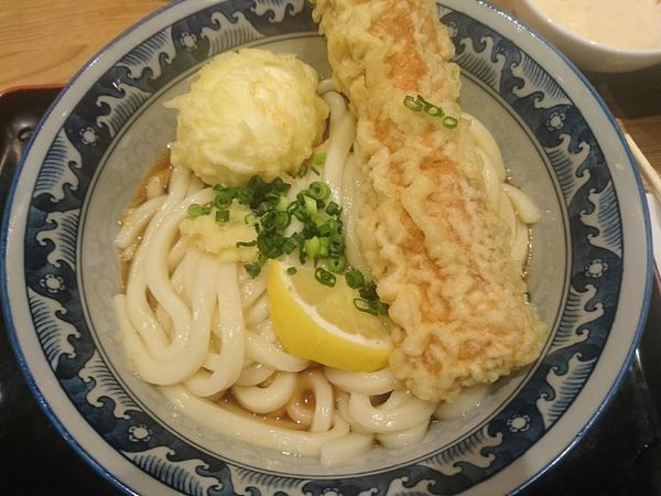 「ちくわ天うどん」@難波千日前 釜たけうどん 八重洲北口店の写真