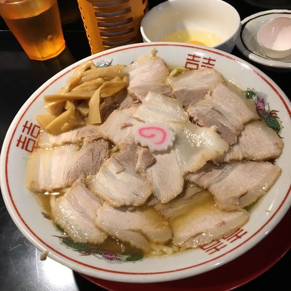 「肉煮干し中華そば＋大盛＋生たまご」@肉煮干し中華そば さいころの写真