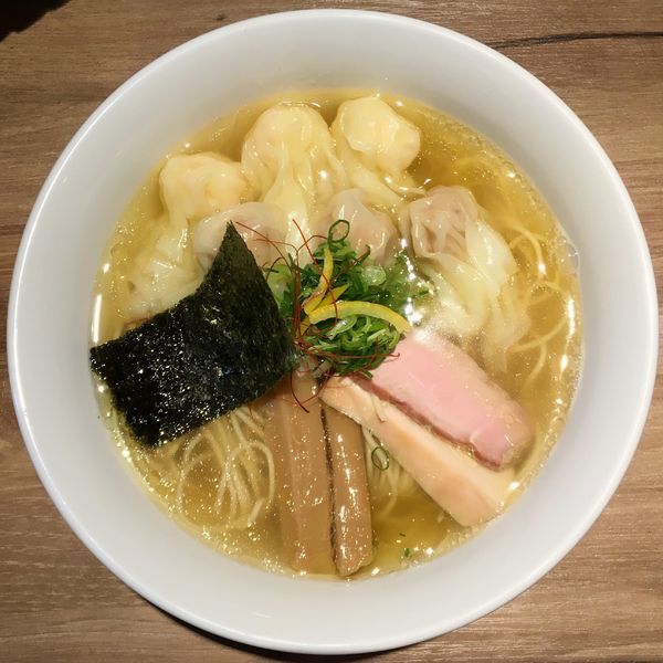 「白旨特製ワンタン麺」@中華soba いそべの写真