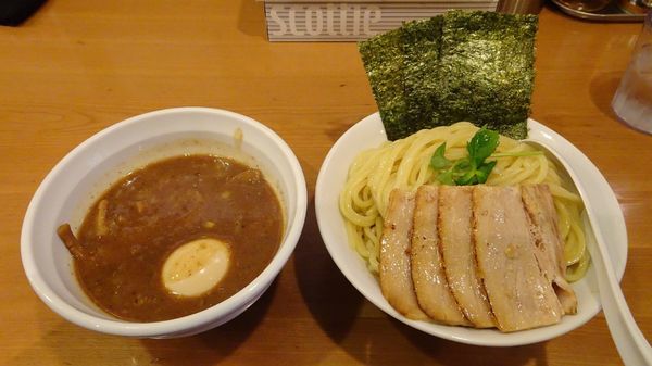 「特製つけめん大盛り：濃厚煮干し（1,000円）」@つけめん桜坂の写真