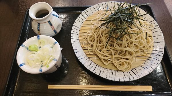 「ざるそば　８６４円」@手打そば たかはしの写真