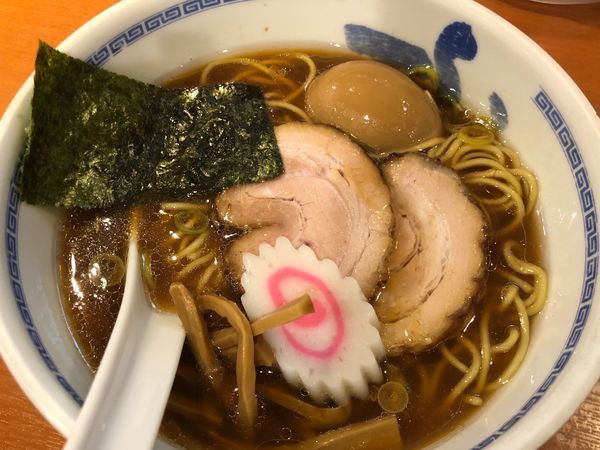 「ラーメン 味玉」@たけちゃんにぼしらーめん 調布店の写真