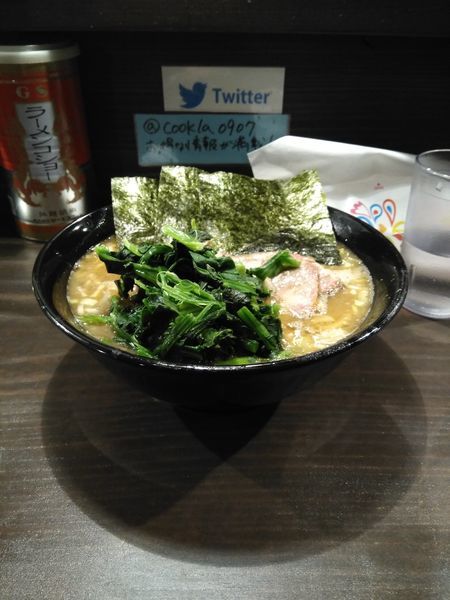 「ラーメン中盛」@家系ラーメン クックらの写真