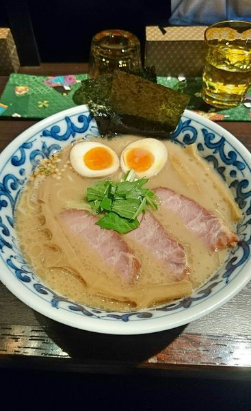 「特製らー麺」@九段 斑鳩 市ヶ谷本店の写真
