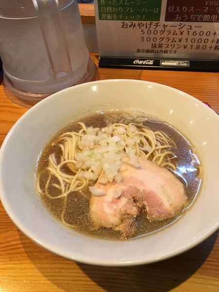 「煮干しラーメン」@らーめん芝浜の写真